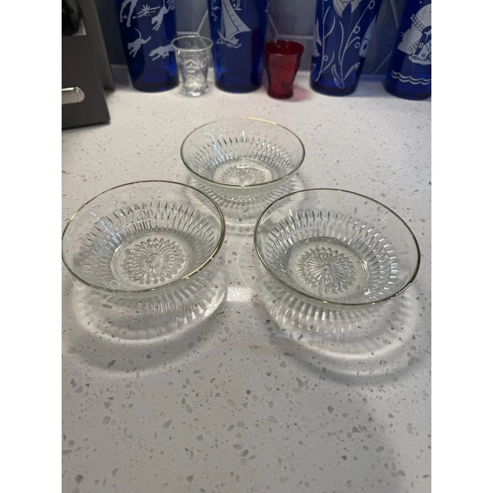 THREE Jeannette Anniversary Crystal Clear 4 3/4